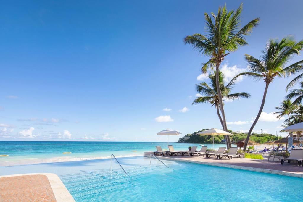 Pineapple Beach Club (Adults Only) Long Bay Exterior photo