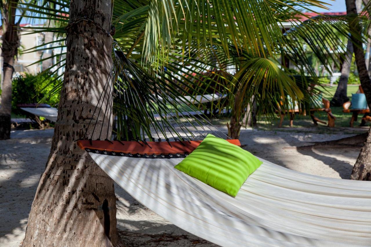 Pineapple Beach Club (Adults Only) Long Bay Exterior photo
